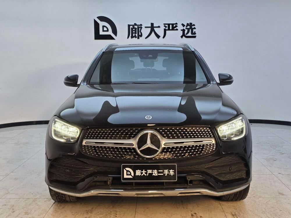 Mercedes-Benz GLC 2021 — фото автомобиля 1