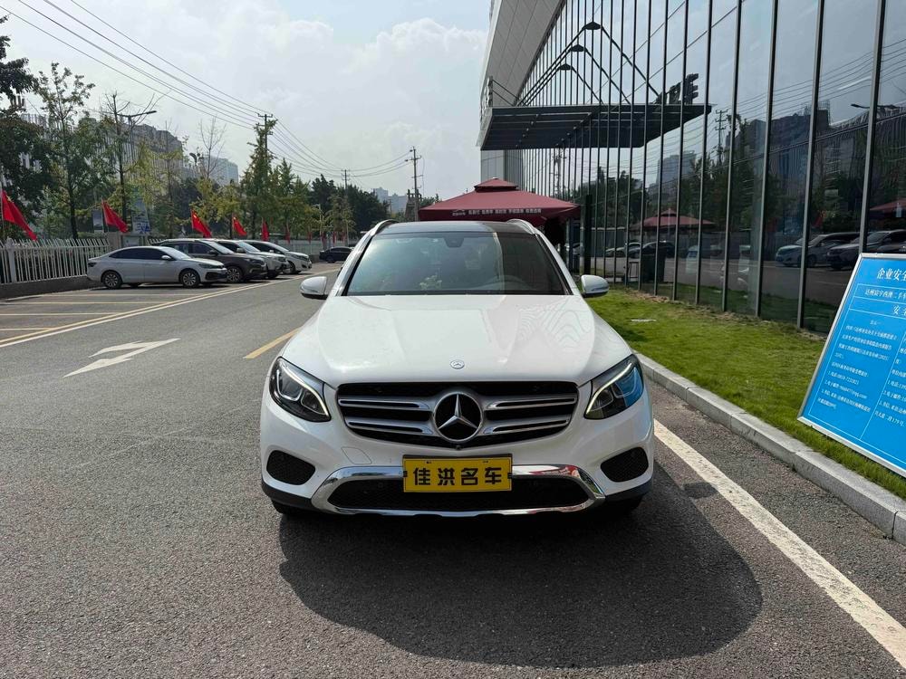 Mercedes-Benz GLC 2017 — фото автомобиля