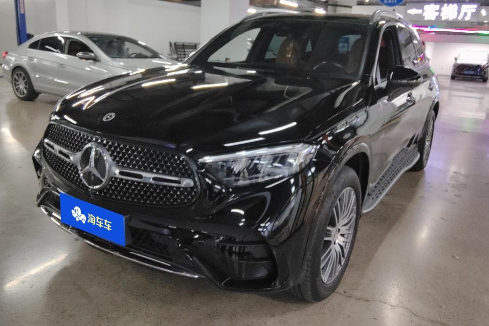 Mercedes-Benz GLC 2024 — фото автомобиля