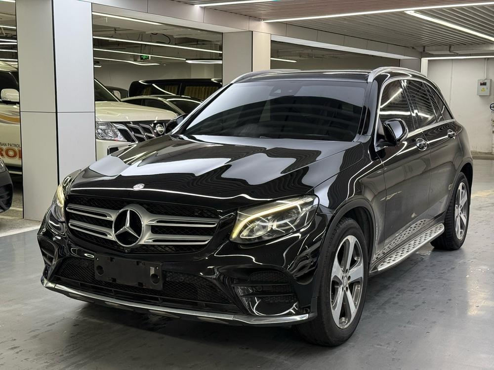 Mercedes-Benz GLC 2017 — фото автомобиля 1