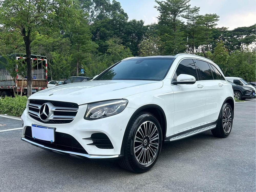 Mercedes-Benz GLC 2018 — фото автомобиля 1