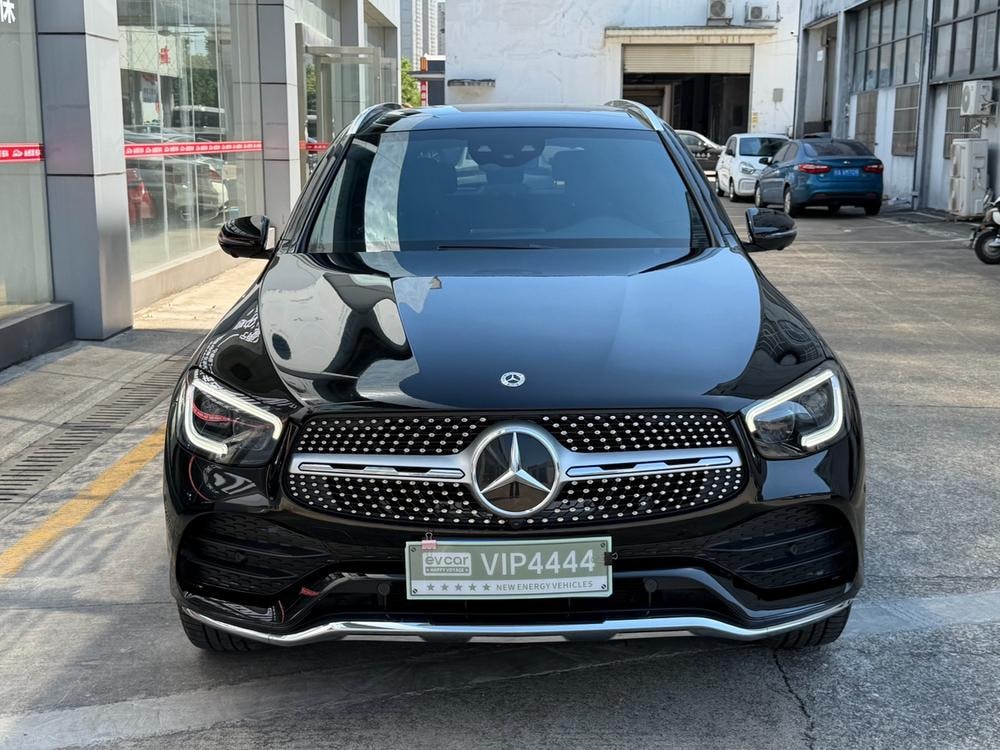 Mercedes-Benz GLC 2021 — фото автомобиля 1