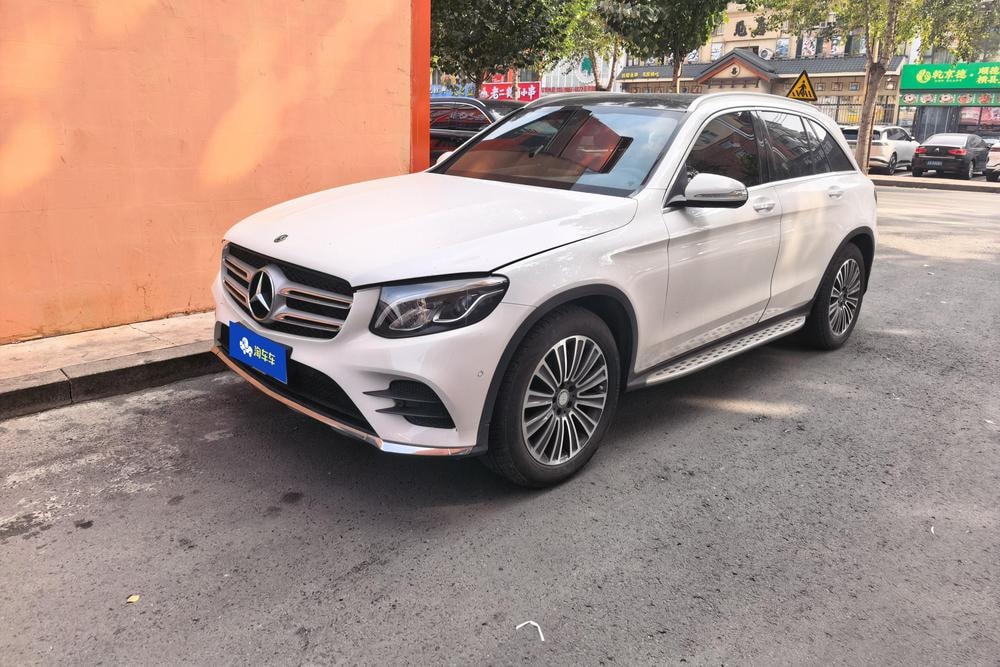 Mercedes-Benz GLC 2017 — фото автомобиля