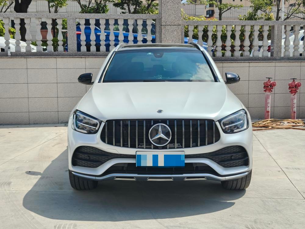 Mercedes-Benz GLC 2021 — фото автомобиля