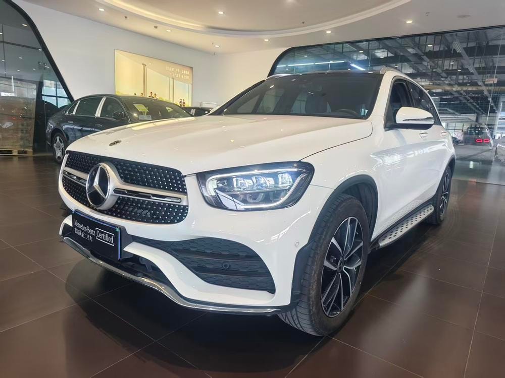 Mercedes-Benz GLC 2021 — фото автомобиля