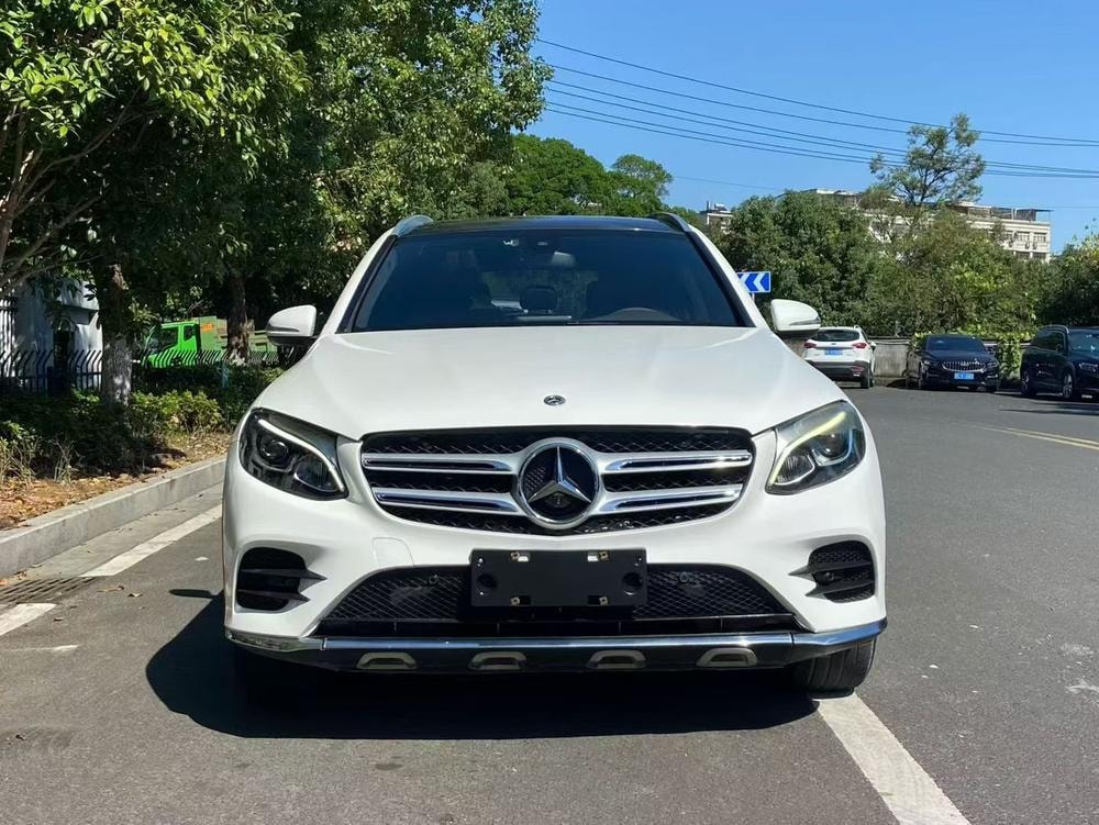 Mercedes-Benz GLC 2017 — фото автомобиля 1