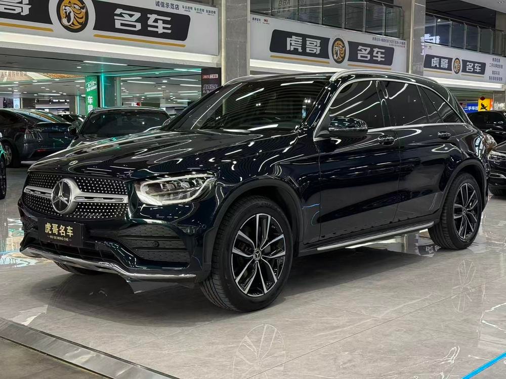 Mercedes-Benz GLC 2021 — фото автомобиля 1