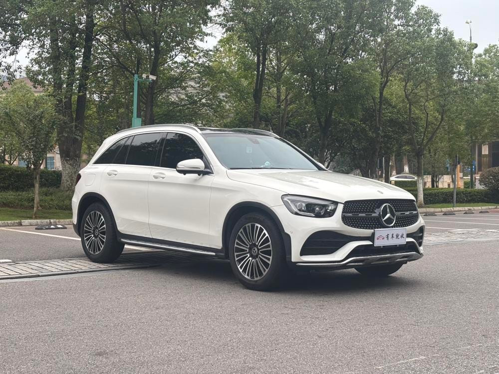 Mercedes-Benz GLC 2017 — фото автомобиля 1