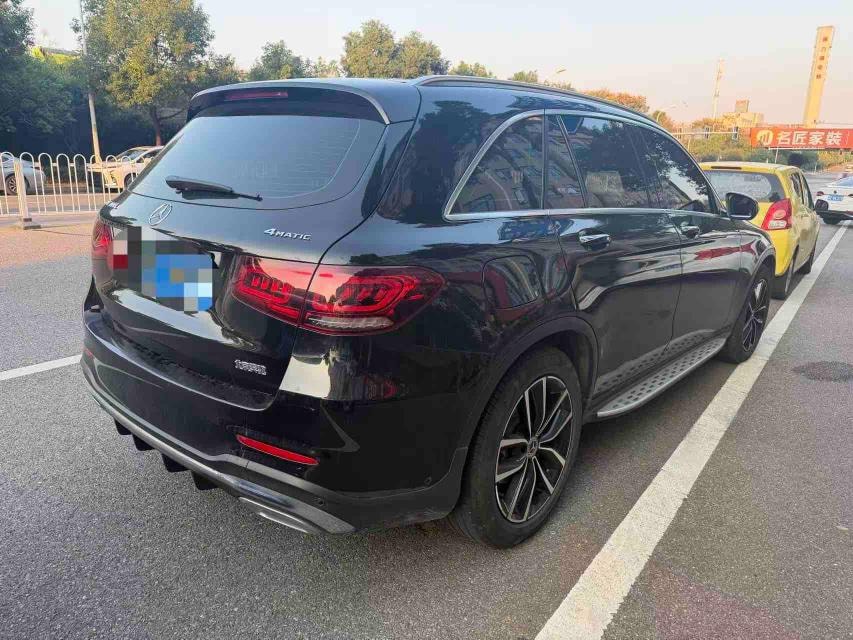 Mercedes-Benz GLC 2021 — фото автомобиля 1