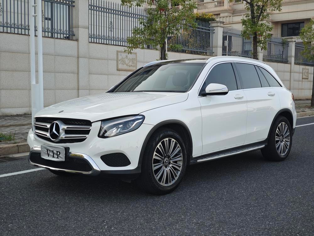Mercedes-Benz GLC 2017 — фото автомобиля 1