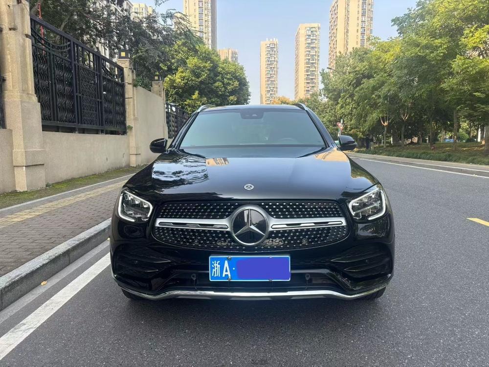 Mercedes-Benz GLC 2021 — фото автомобиля 1