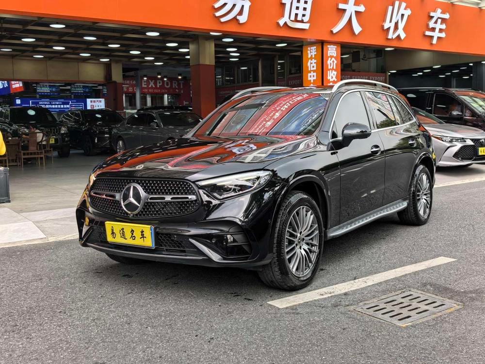 Mercedes-Benz GLC 2024 — фото автомобиля 1