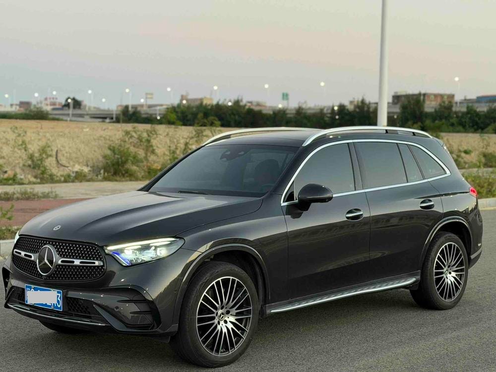 Mercedes-Benz GLC 2023 — фото автомобиля