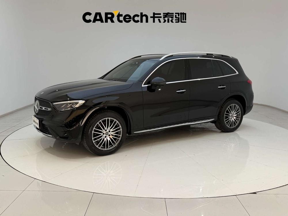 Mercedes-Benz GLC 2024 — фото автомобиля