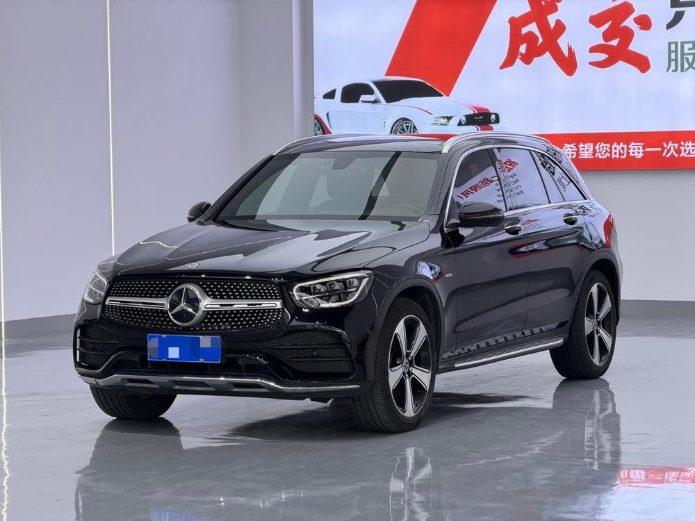 Mercedes-Benz GLC 2022 — фото автомобиля