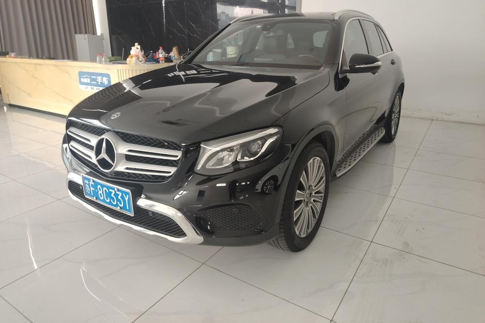 Mercedes-Benz GLC 2017 — фото автомобиля