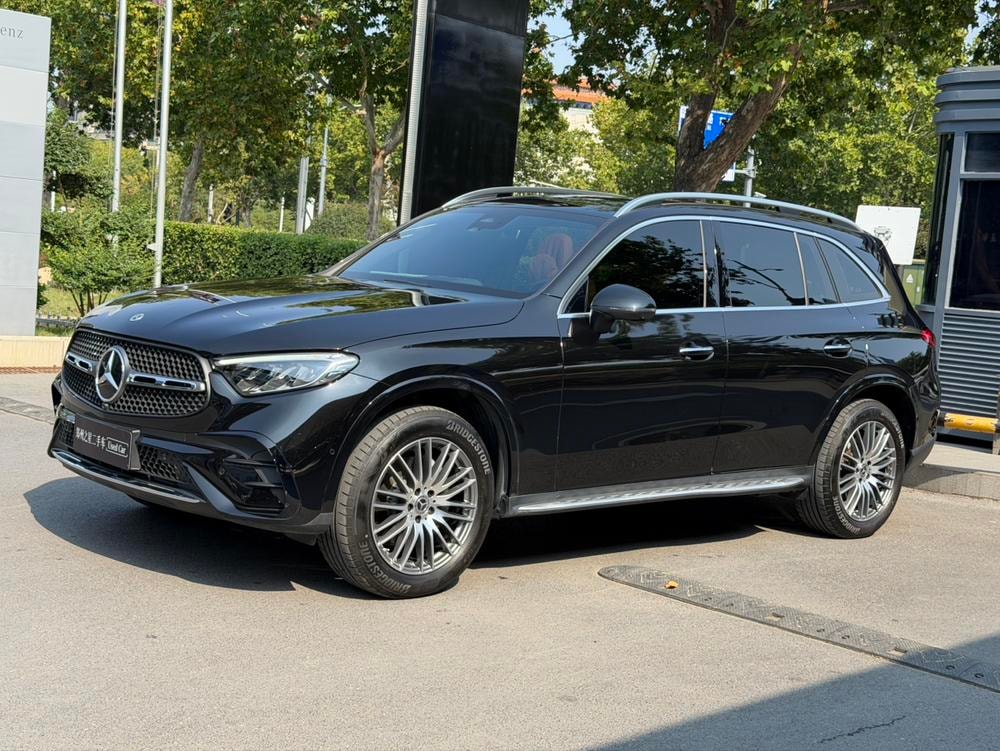 Mercedes-Benz GLC 2024 — фото автомобиля