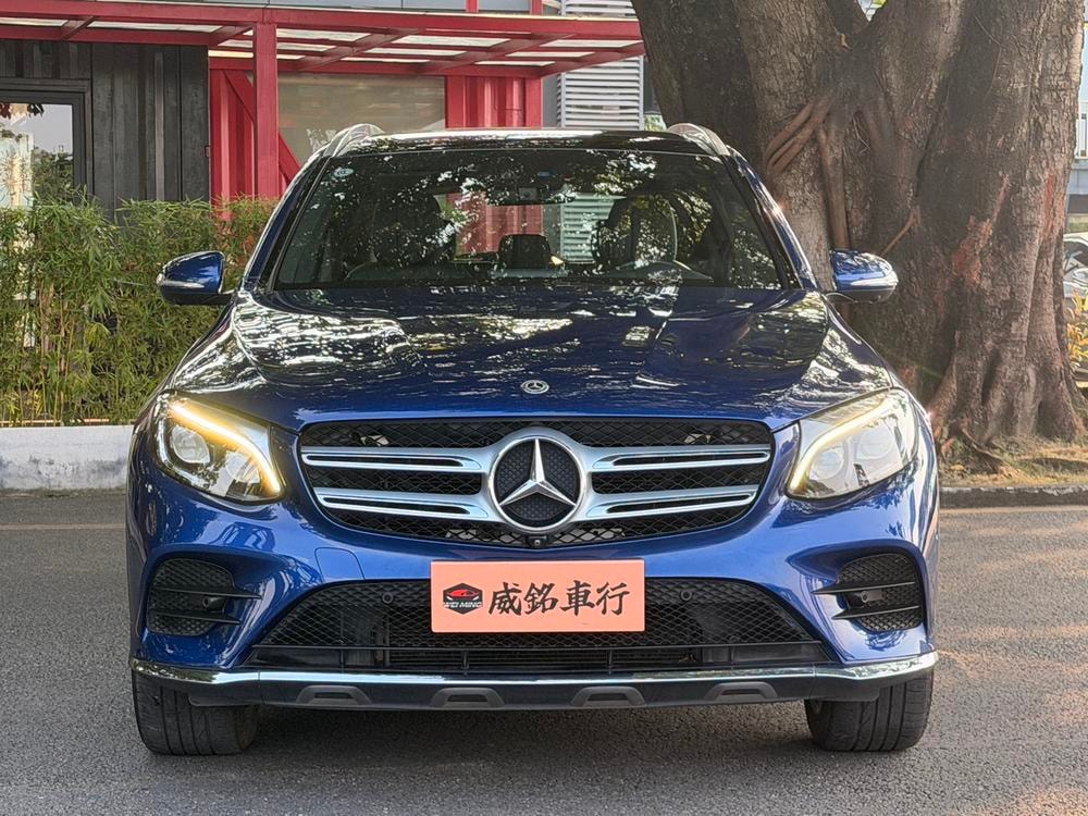 Mercedes-Benz GLC 2018 — фото автомобиля