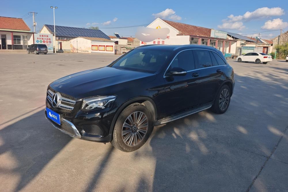 Mercedes-Benz GLC 2017 — фото автомобиля