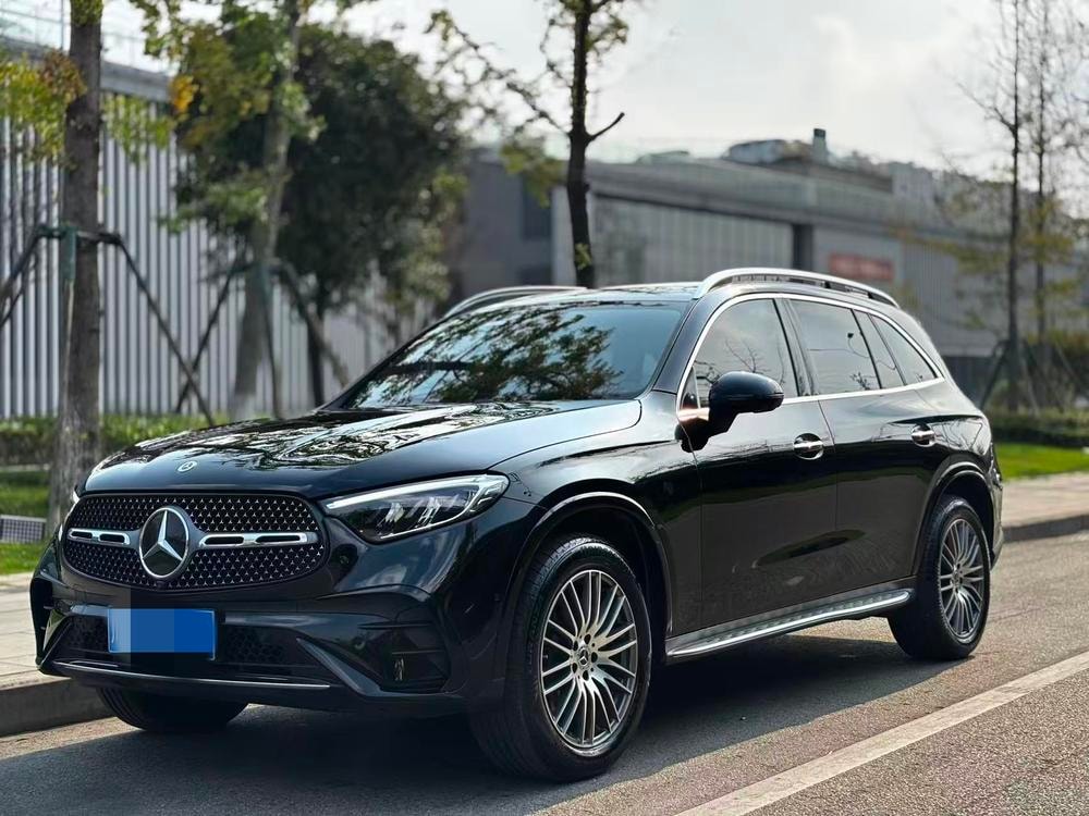 Mercedes-Benz GLC 2025 — фото автомобиля
