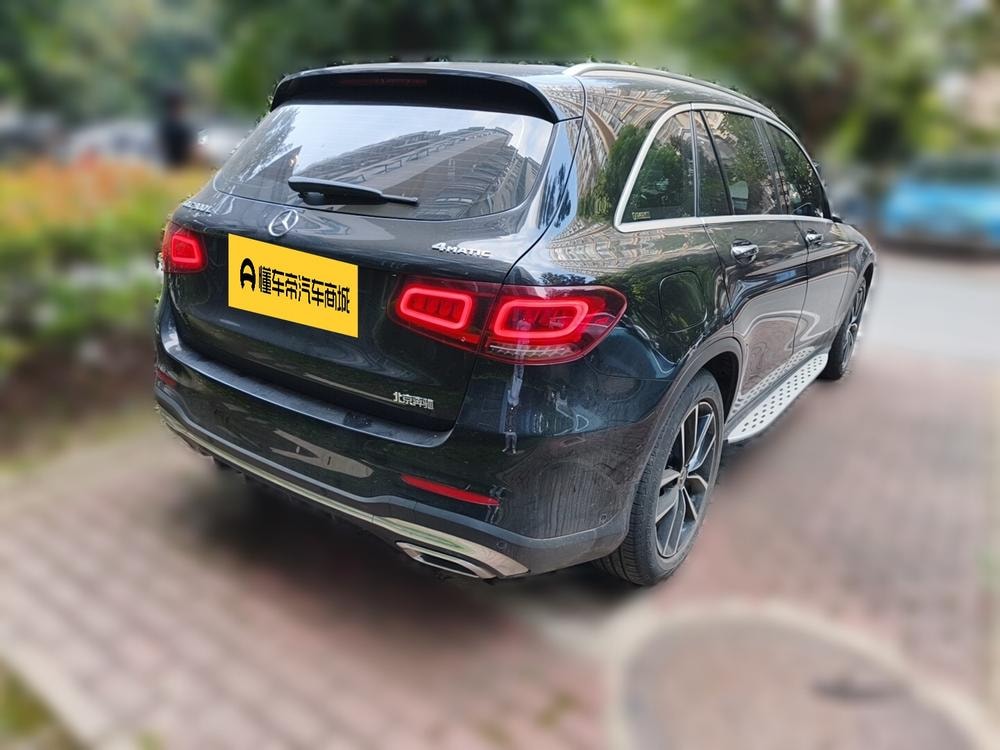Mercedes-Benz GLC 2022 — фото автомобиля