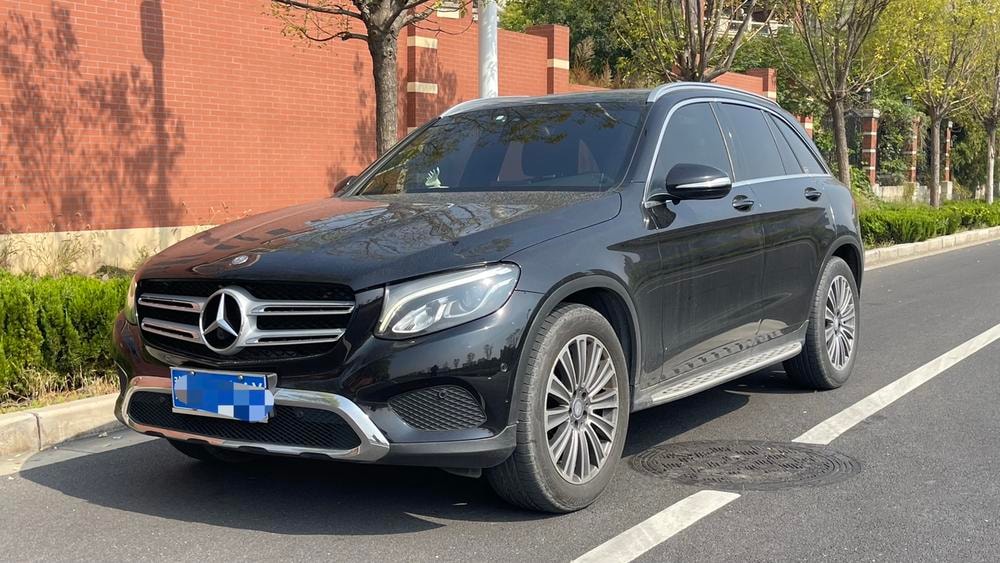 Mercedes-Benz GLC 2016 — фото автомобиля