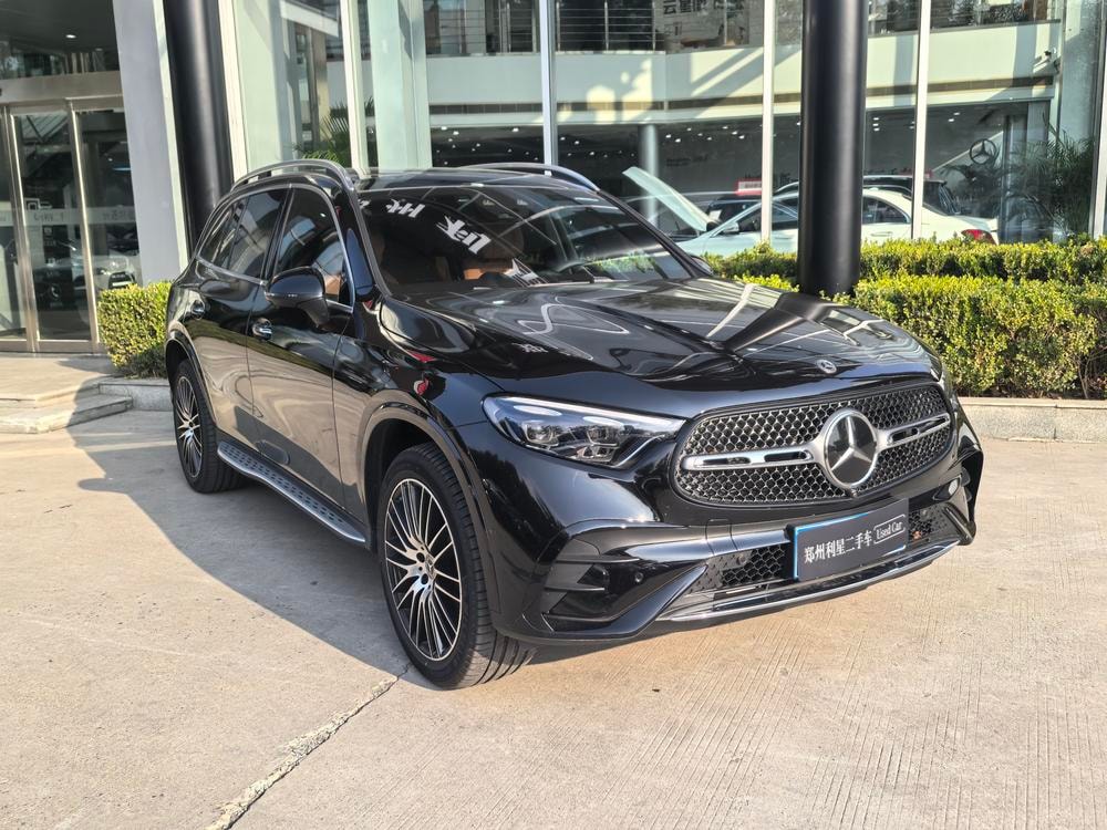 Mercedes-Benz GLC 2026 — фото автомобиля