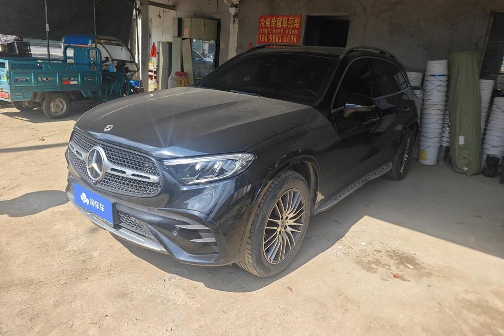 Mercedes-Benz GLC 2023 — фото автомобиля
