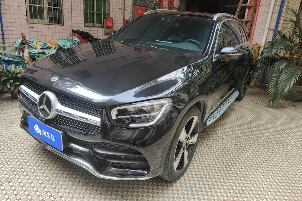 Mercedes-Benz GLC 2022 — фото автомобиля