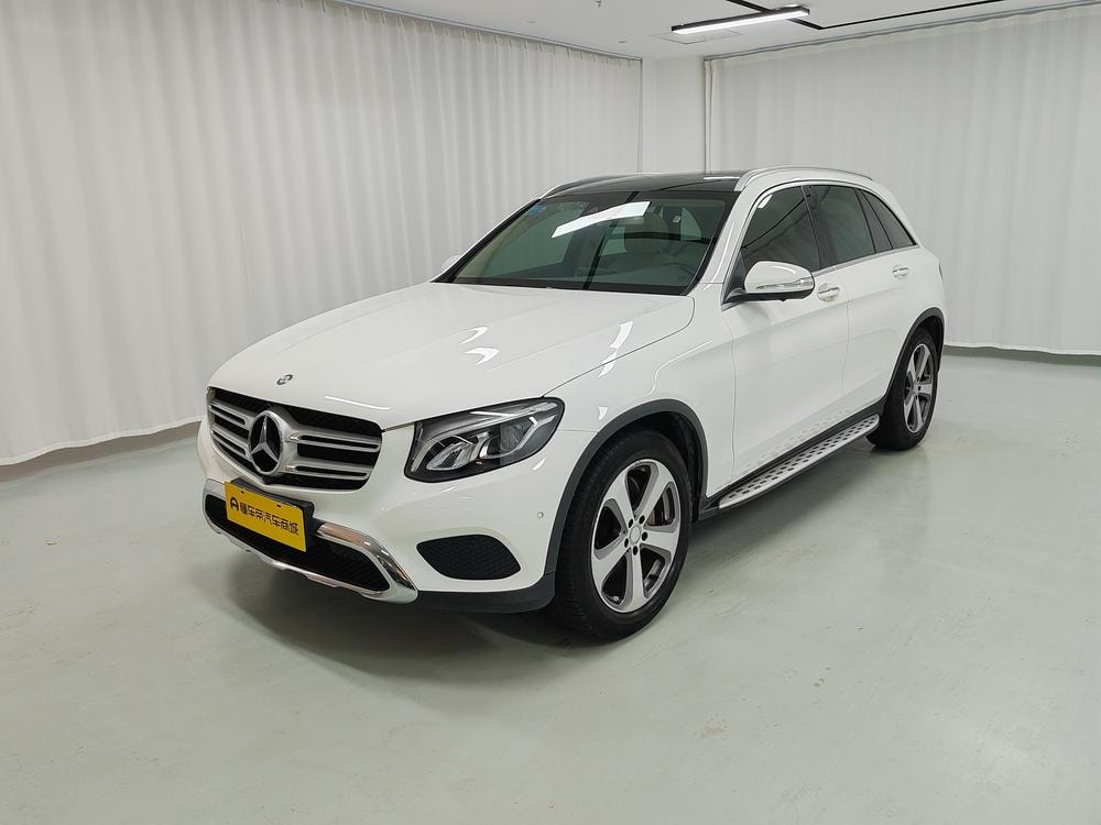 Mercedes-Benz GLC 2016 — фото автомобиля