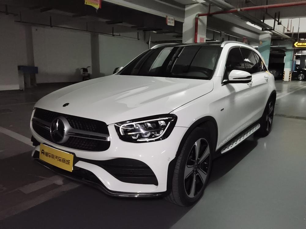 Mercedes-Benz GLC 2022 — фото автомобиля