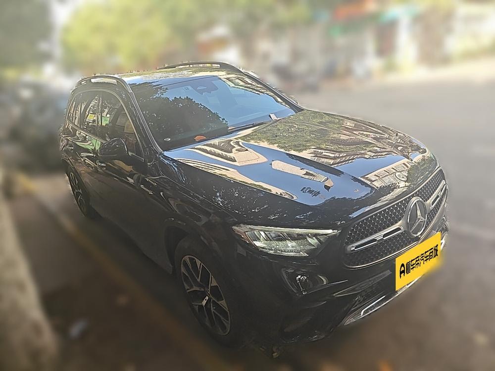 Mercedes-Benz GLC 2023 — фото автомобиля