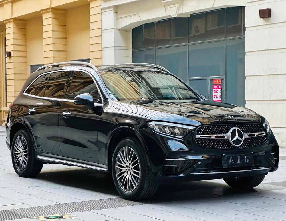 Mercedes-Benz GLC 2025 — фото автомобиля