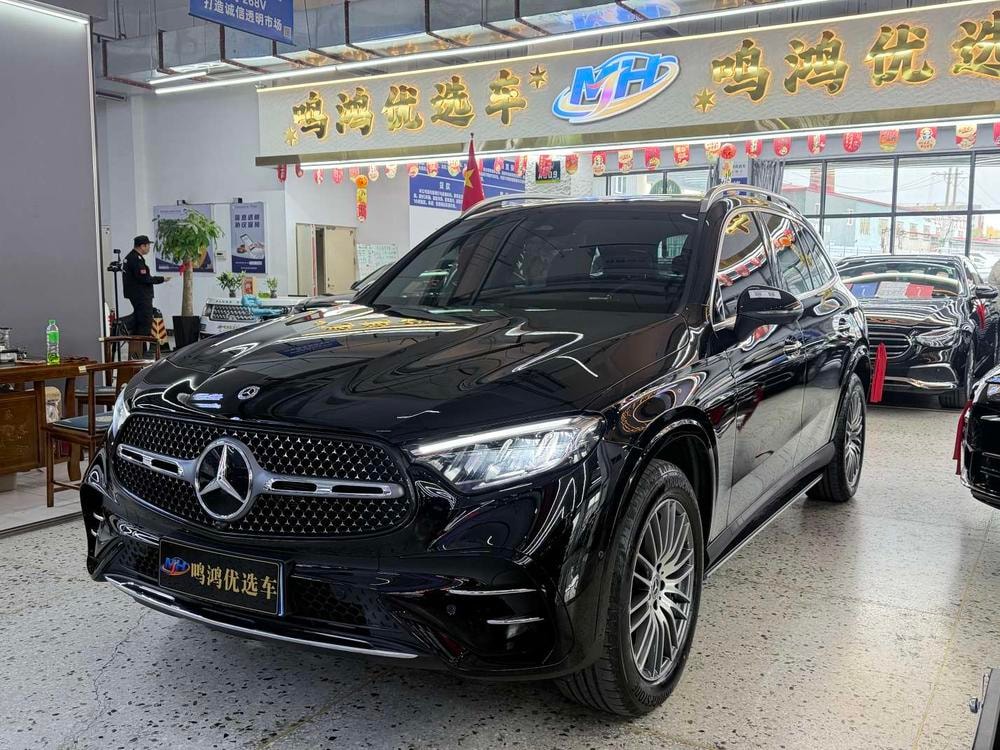Mercedes-Benz GLC 2024 — фото автомобиля