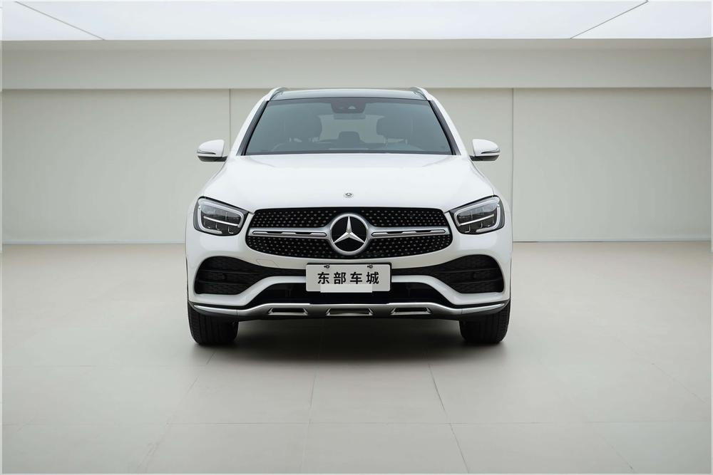 Mercedes-Benz GLC 2021 — фото автомобиля