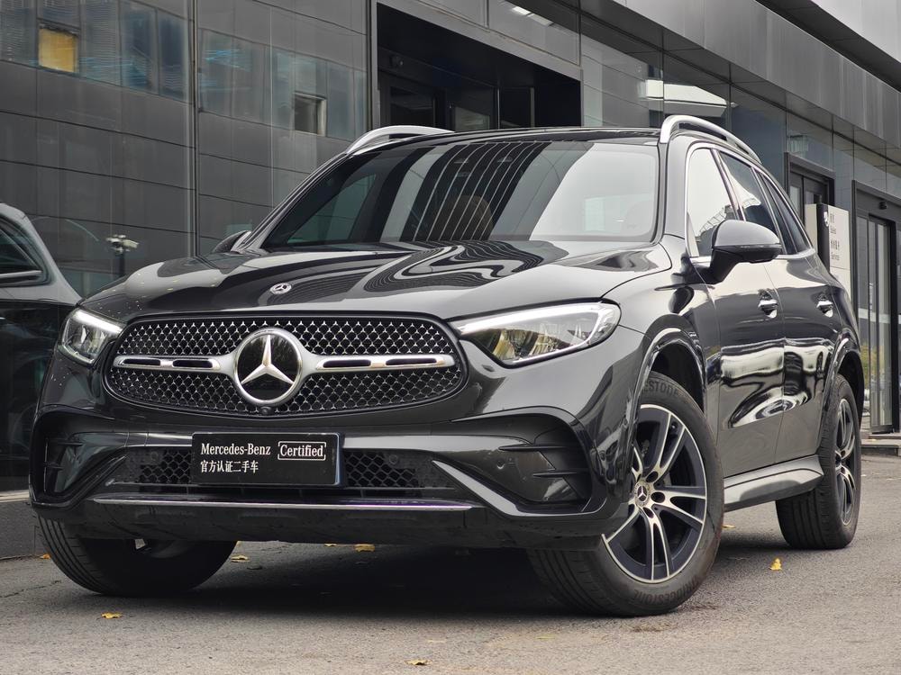 Mercedes-Benz GLC 2025 — фото автомобиля