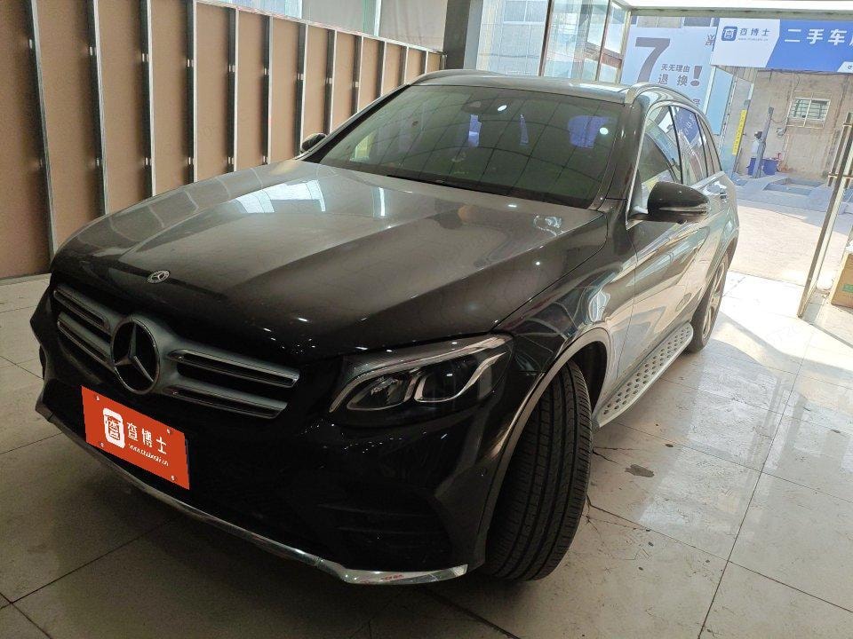 Mercedes-Benz GLC 2018 — фото автомобиля