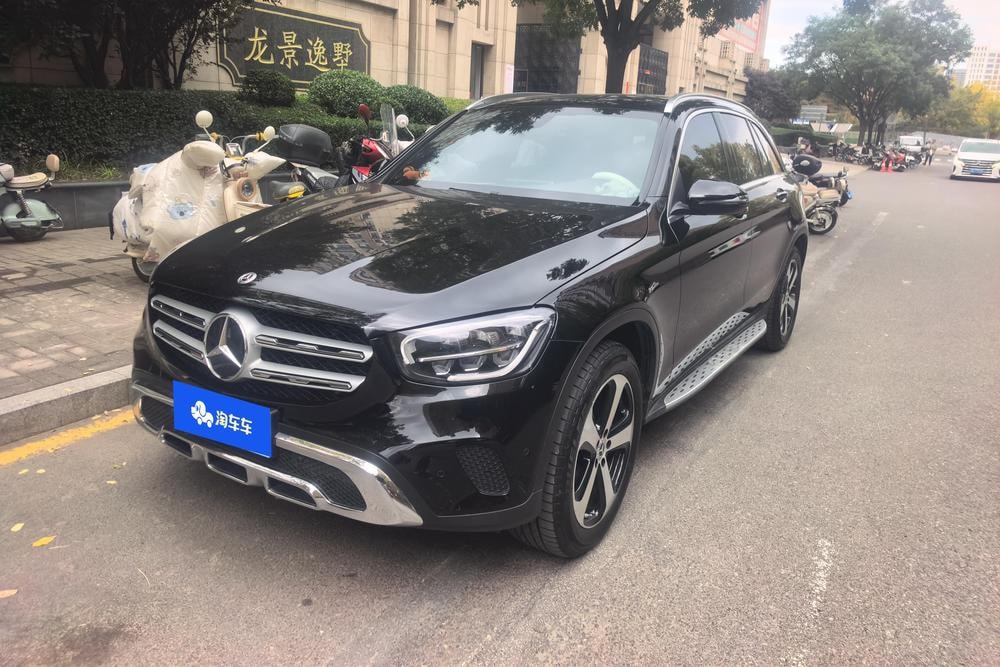Mercedes-Benz GLC 2022 — фото автомобиля