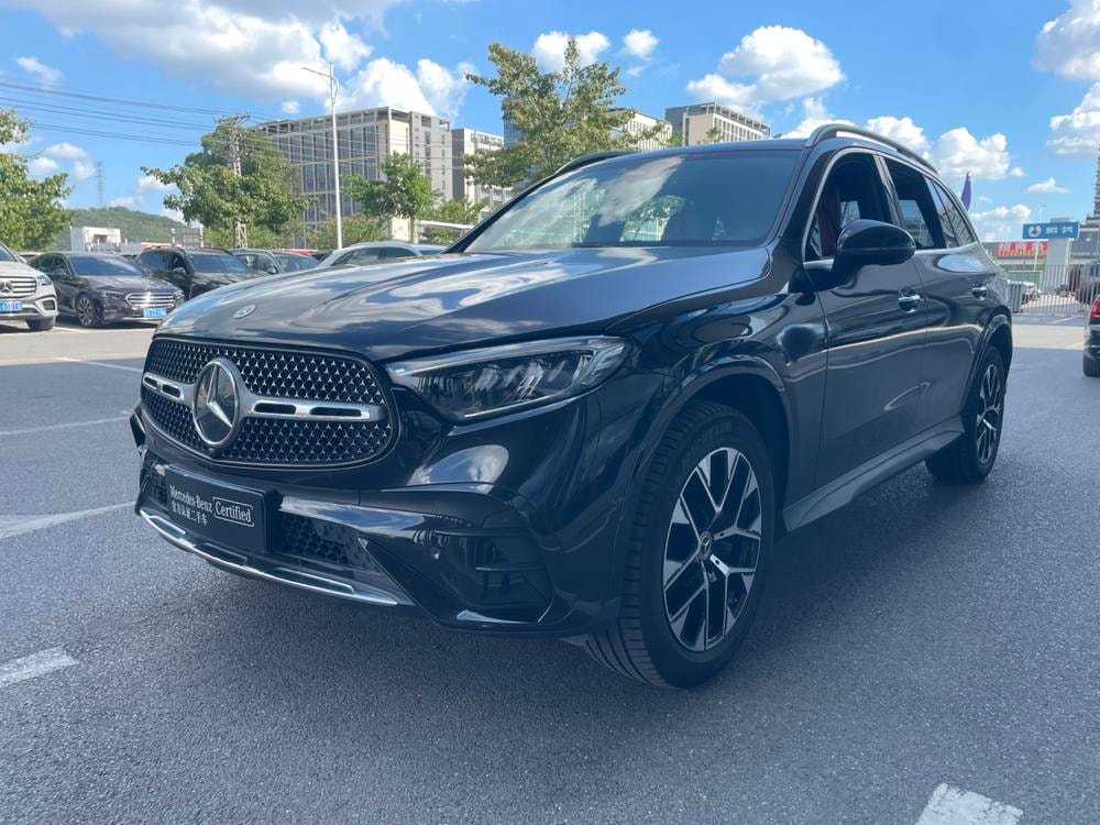 Mercedes-Benz GLC 2024 — фото автомобиля