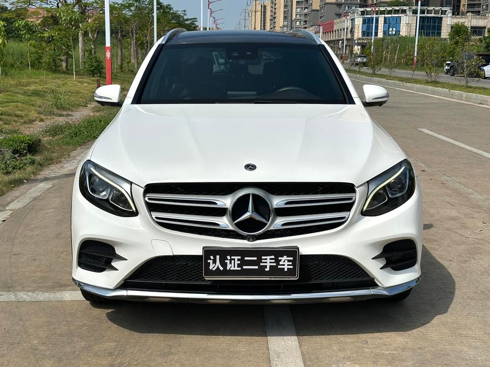 Mercedes-Benz GLC 2018 — фото автомобиля