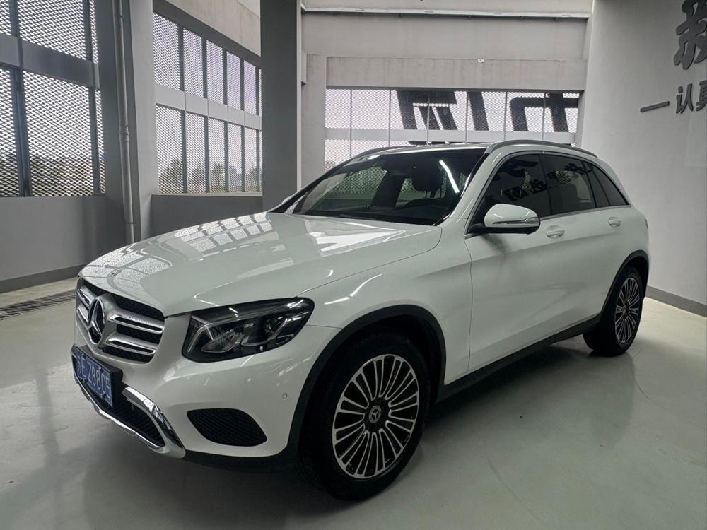 Mercedes-Benz GLC 2019 — фото автомобиля