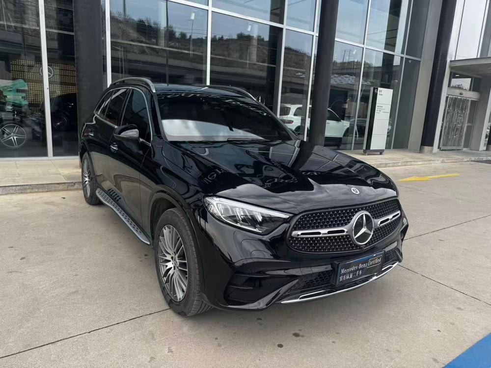 Mercedes-Benz GLC 2025 — фото автомобиля