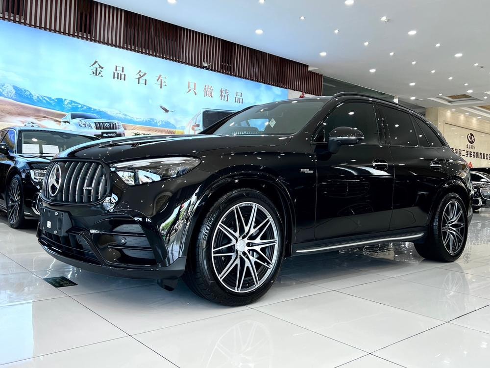 Mercedes-Benz GLC AMG 2024 — фото автомобиля 1