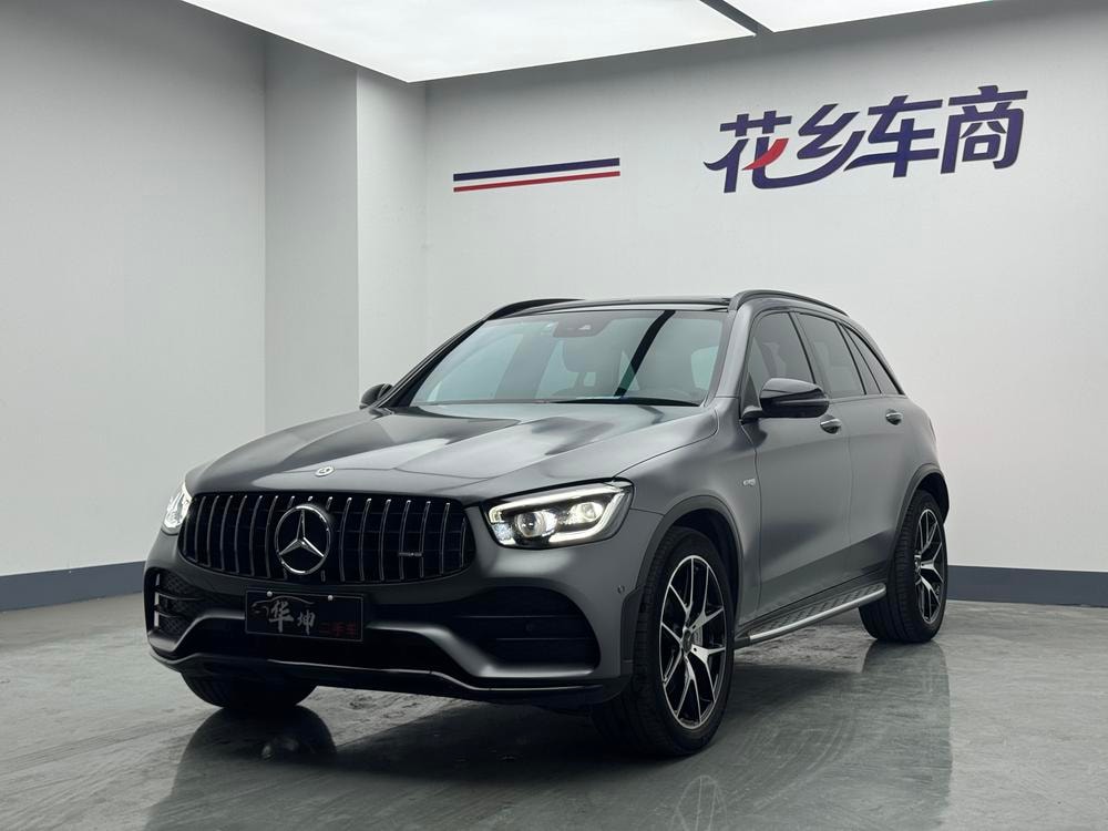 Mercedes-Benz GLC AMG 2020 — фото автомобиля