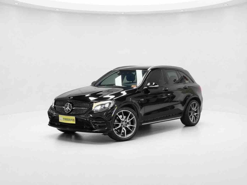 Mercedes-Benz GLC AMG 2017 — фото автомобиля