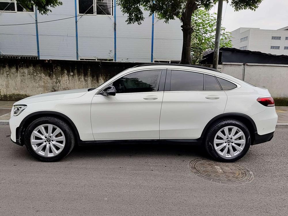Mercedes-Benz GLC Coupe 2020 — фото автомобиля