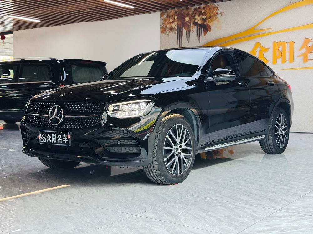 Mercedes-Benz GLC Coupe 2022 — фото автомобиля