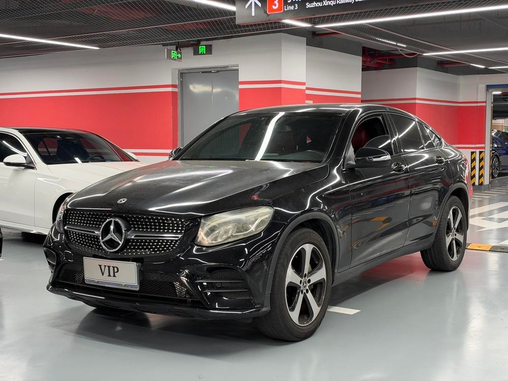 Mercedes-Benz GLC Coupe 2019 — фото автомобиля