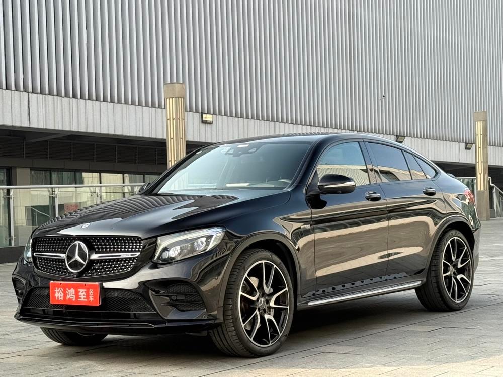Mercedes-Benz GLC Coupe AMG 2017 — фото автомобиля