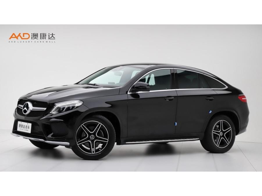 Mercedes-Benz GLE Coupe 2018 — фото автомобиля